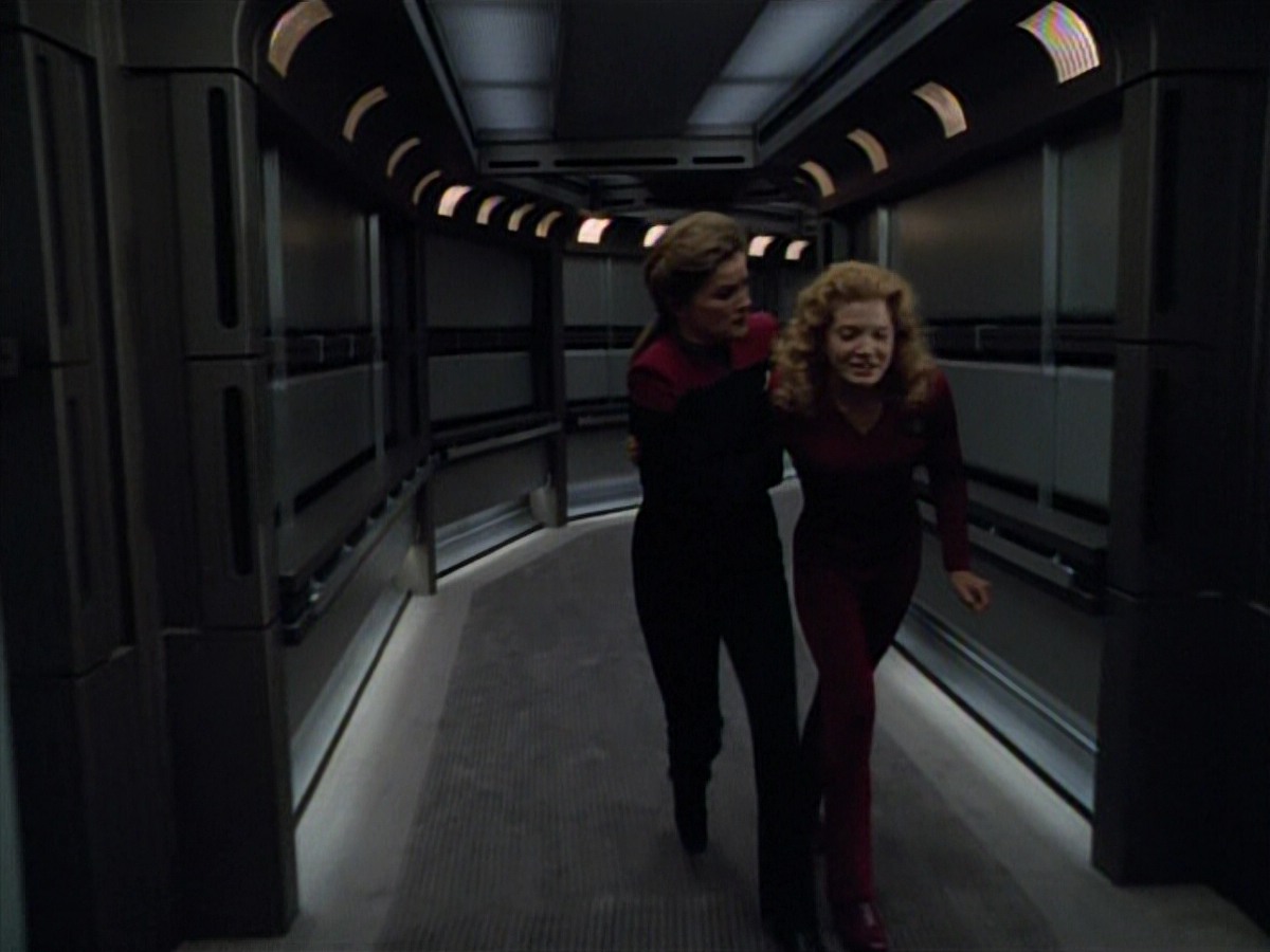 extant_StarTrekVoyager_4x02-TheGift_4242.jpg