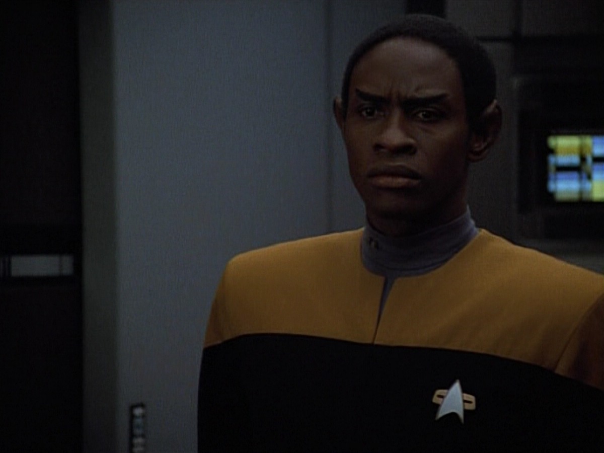 extant_StarTrekVoyager_4x02-TheGift_4310.jpg