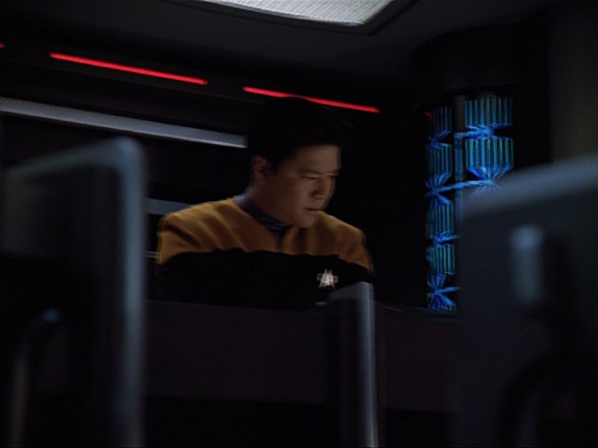 extant_StarTrekVoyager_4x02-TheGift_4397.jpg