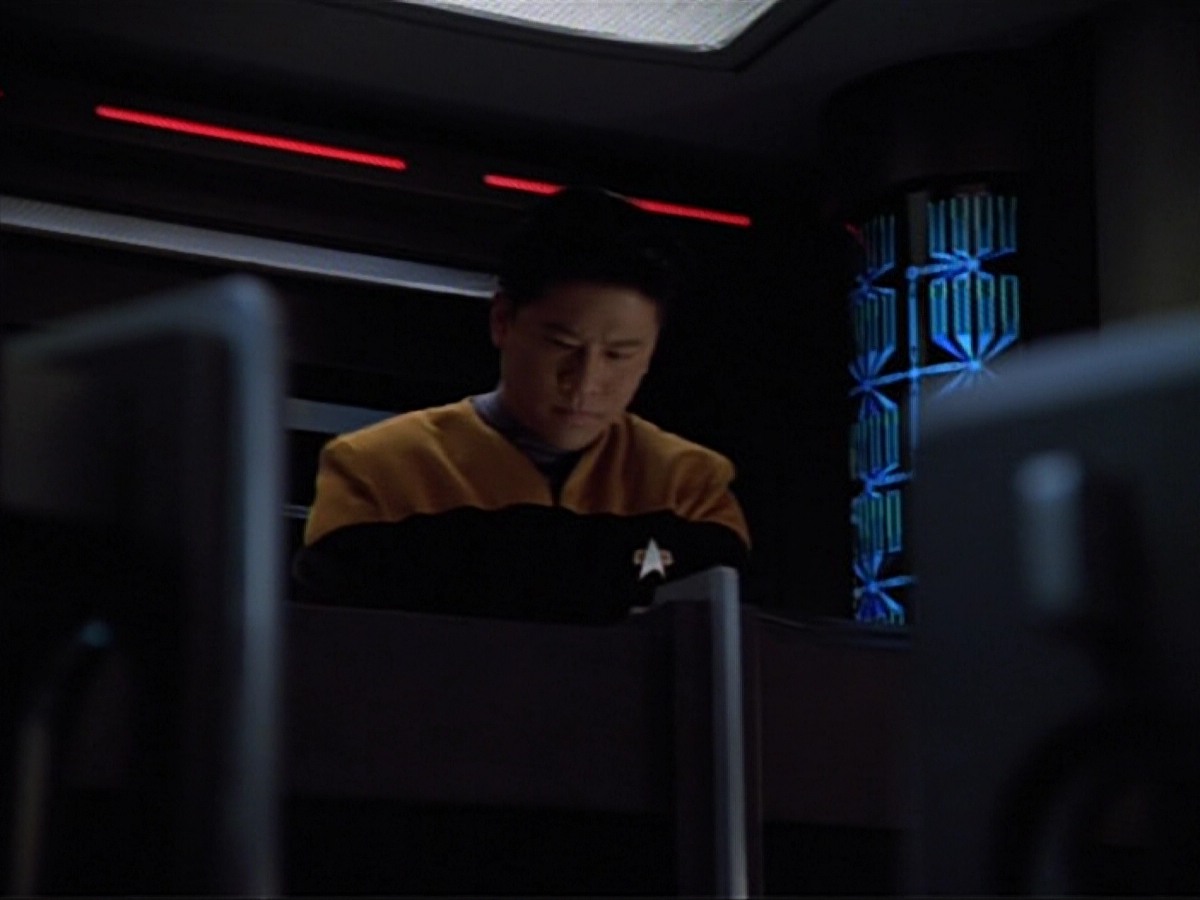 extant_StarTrekVoyager_4x02-TheGift_4400.jpg