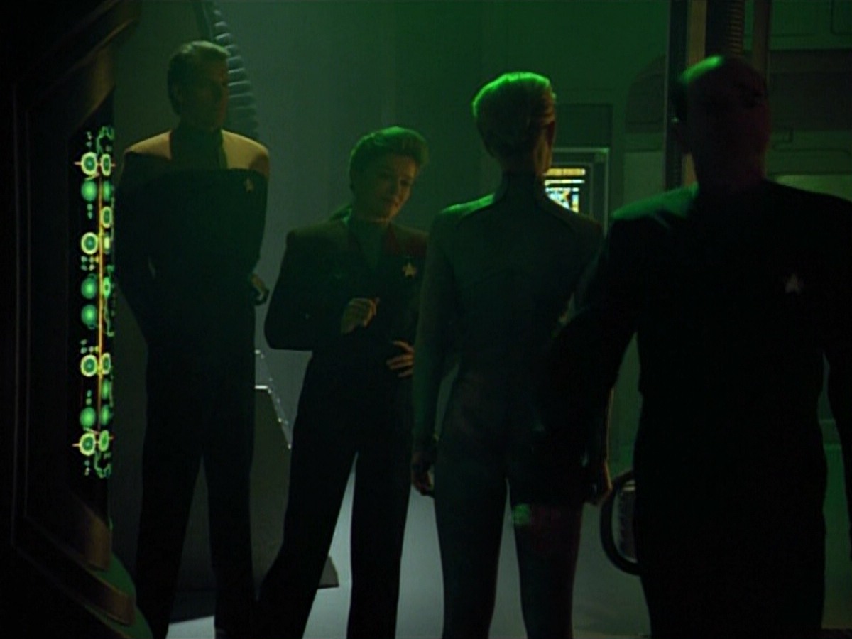 extant_StarTrekVoyager_4x02-TheGift_4673.jpg