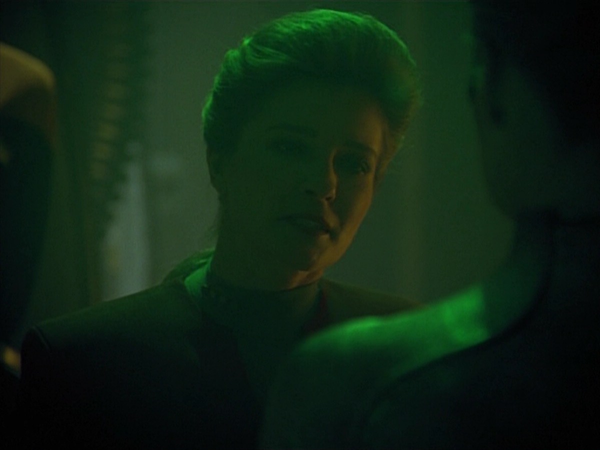 extant_StarTrekVoyager_4x02-TheGift_4696.jpg
