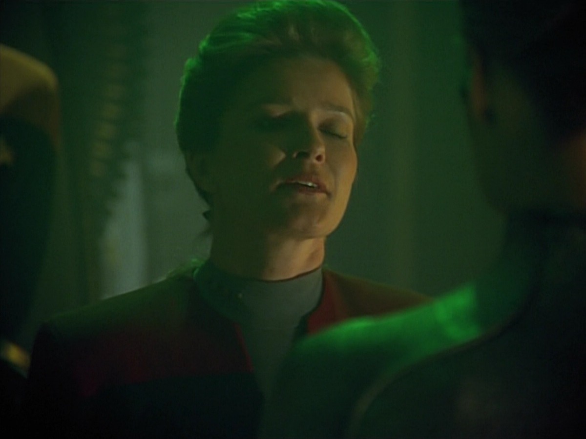 extant_StarTrekVoyager_4x02-TheGift_4701.jpg