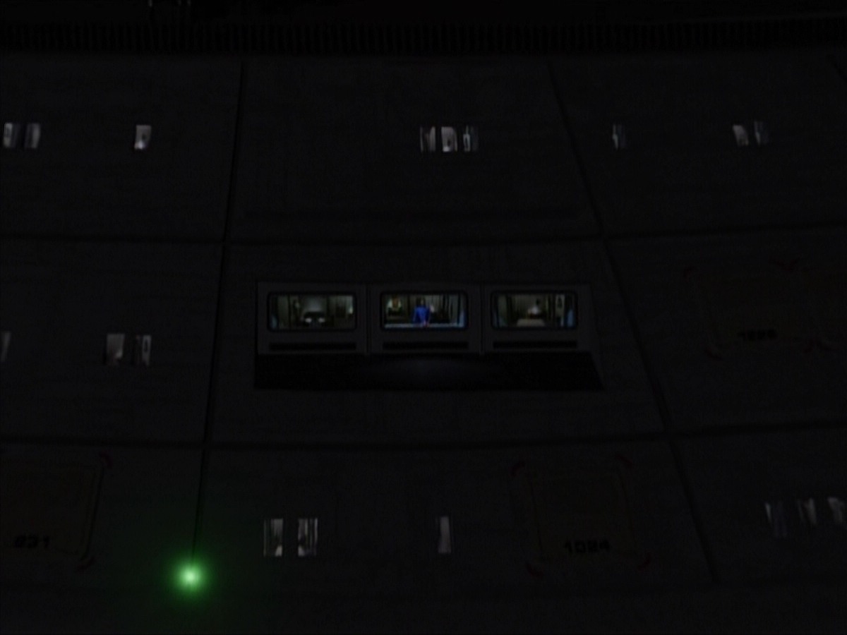 extant_StarTrekVoyager_4x02-TheGift_4790.jpg