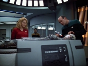 extant_StarTrekVoyager_4x02-TheGift_0947.jpg