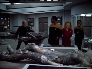 extant_StarTrekVoyager_4x02-TheGift_1162.jpg