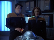 Filename=extant_StarTrekVoyager_4x02-TheGift_1893.jpg
Filesize=139KiB
Dimensions=1200x900
Date added=May 29, 2018 extant_StarTrekVoyager_4x02-TheGift_1893.jpg