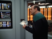 Filename=extant_StarTrekVoyager_4x02-TheGift_3300.jpg
Filesize=164KiB
Dimensions=1200x900
Date added=May 29, 2018 extant_StarTrekVoyager_4x02-TheGift_3300.jpg