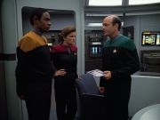 Filename=extant_StarTrekVoyager_4x02-TheGift_3316.jpg
Filesize=131KiB
Dimensions=1200x900
Date added=May 29, 2018 extant_StarTrekVoyager_4x02-TheGift_3316.jpg