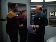 Filename=extant_StarTrekVoyager_4x02-TheGift_3320.jpg
Filesize=130KiB
Dimensions=1200x900
Date added=May 29, 2018 extant_StarTrekVoyager_4x02-TheGift_3320.jpg