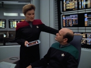 Filename=extant_StarTrekVoyager_4x02-TheGift_3390.jpg
Filesize=165KiB
Dimensions=1200x900
Date added=May 29, 2018 extant_StarTrekVoyager_4x02-TheGift_3390.jpg