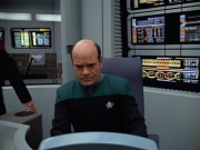 Filename=extant_StarTrekVoyager_4x02-TheGift_3407.jpg
Filesize=162KiB
Dimensions=1200x900
Date added=May 29, 2018 extant_StarTrekVoyager_4x02-TheGift_3407.jpg