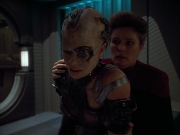 extant_StarTrekVoyager_4x02-TheGift_3856.jpg