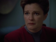 extant_StarTrekVoyager_4x02-TheGift_3995.jpg