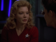 Filename=extant_StarTrekVoyager_4x02-TheGift_4119.jpg
Filesize=104KiB
Dimensions=1200x900
Date added=May 29, 2018 extant_StarTrekVoyager_4x02-TheGift_4119.jpg