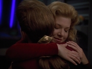 Filename=extant_StarTrekVoyager_4x02-TheGift_4175.jpg
Filesize=118KiB
Dimensions=1200x900
Date added=May 29, 2018 extant_StarTrekVoyager_4x02-TheGift_4175.jpg