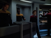 Filename=extant_StarTrekVoyager_4x02-TheGift_4428.jpg
Filesize=124KiB
Dimensions=1200x900
Date added=May 29, 2018 extant_StarTrekVoyager_4x02-TheGift_4428.jpg
