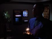 extant_StarTrekVoyager_4x02-TheGift_4765.jpg
