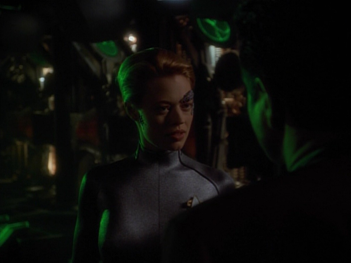 extant_StarTrekVoyager_4x03-DayOfHonor_0059.jpg