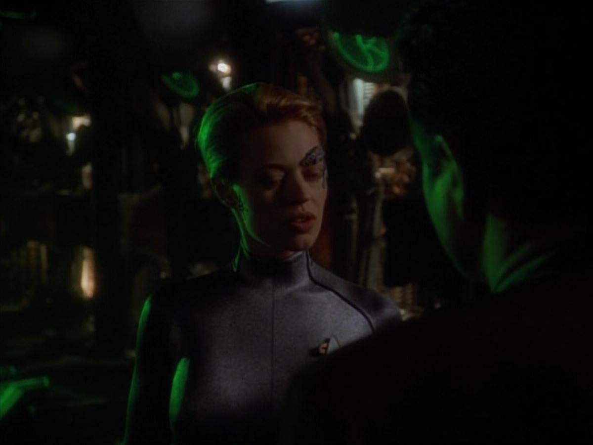 extant_StarTrekVoyager_4x03-DayOfHonor_0069.jpg