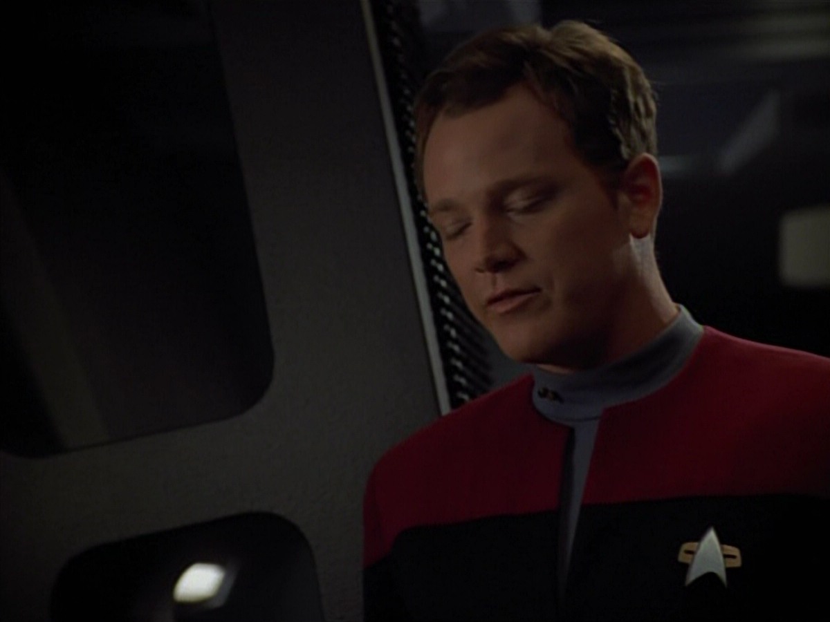 extant_StarTrekVoyager_4x03-DayOfHonor_0177.jpg