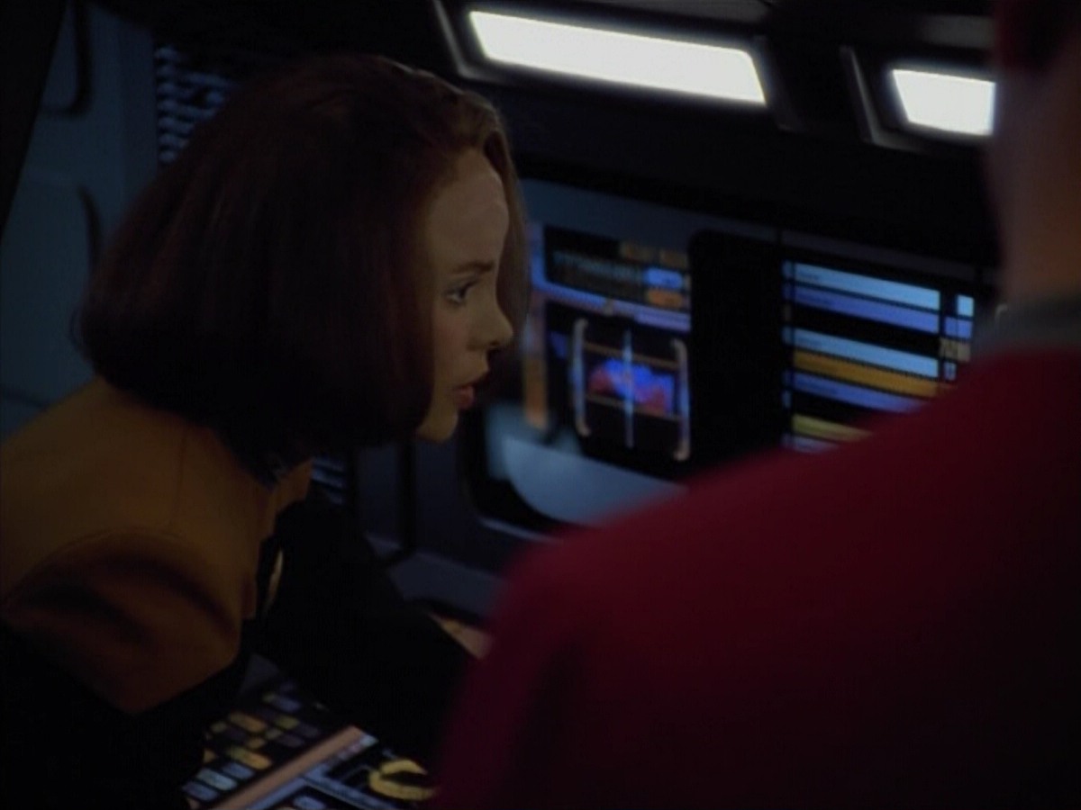 extant_StarTrekVoyager_4x03-DayOfHonor_0181.jpg