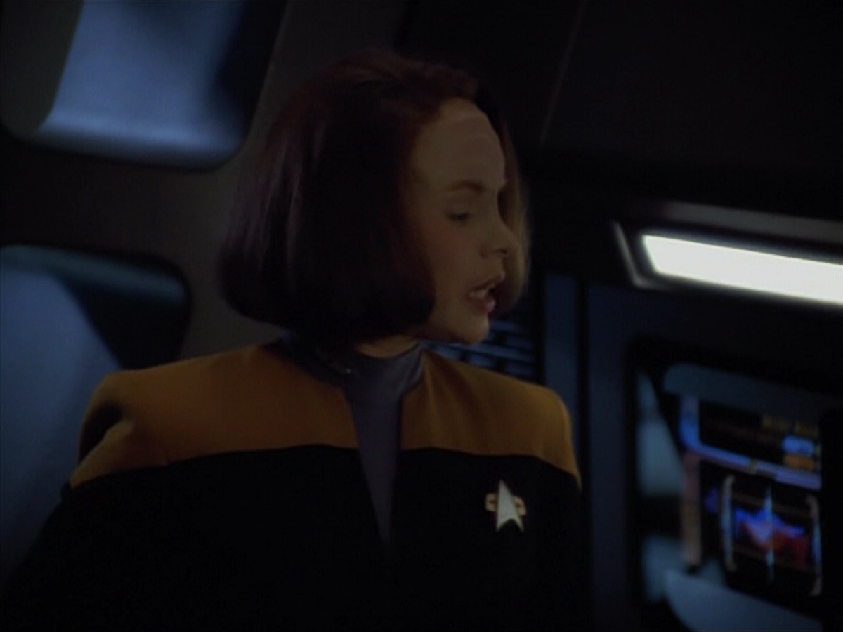 extant_StarTrekVoyager_4x03-DayOfHonor_0201.jpg