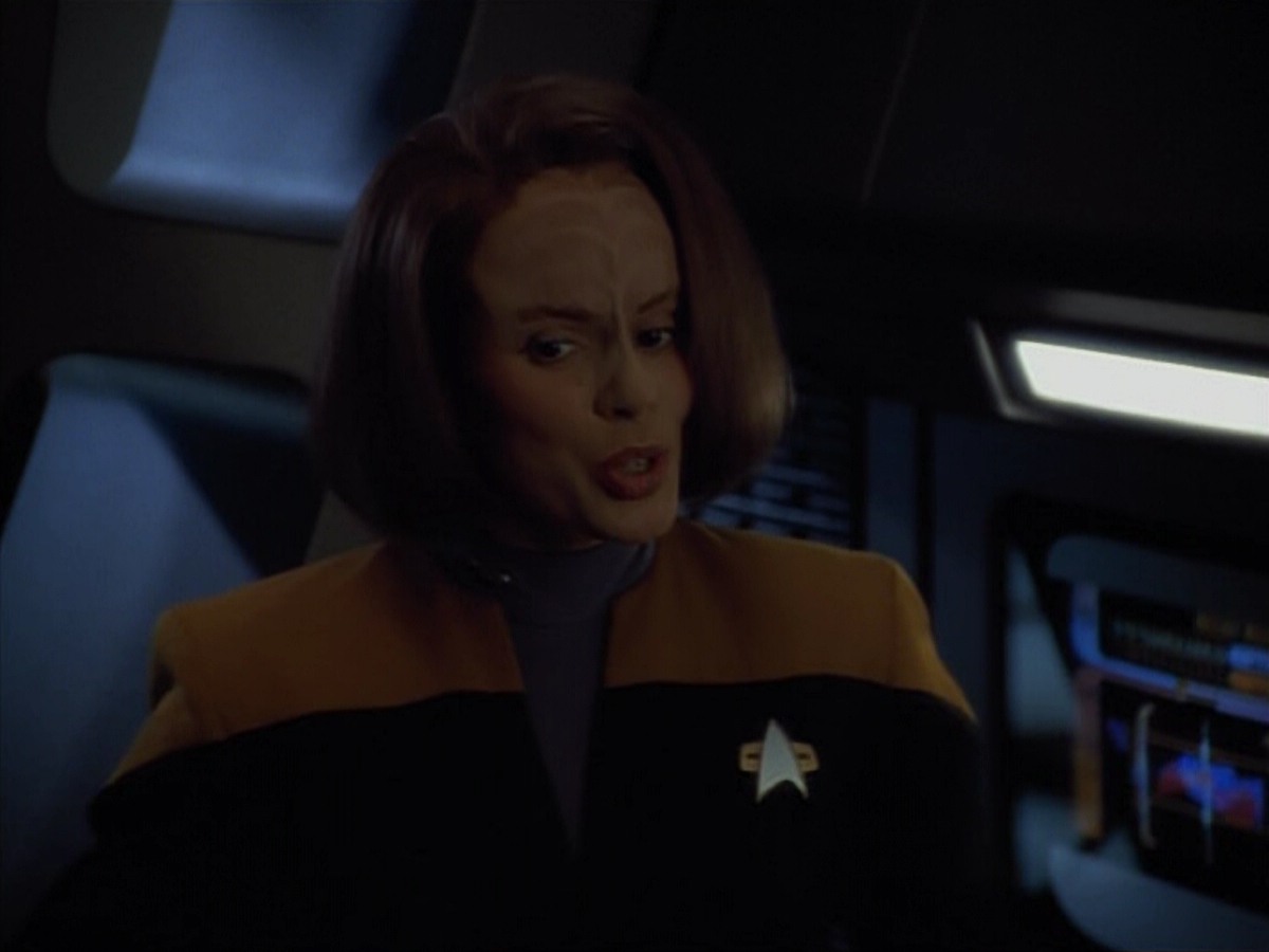 extant_StarTrekVoyager_4x03-DayOfHonor_0211.jpg