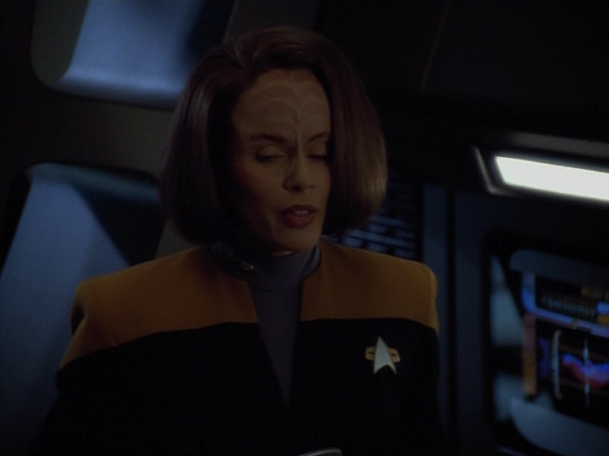 extant_StarTrekVoyager_4x03-DayOfHonor_0221.jpg