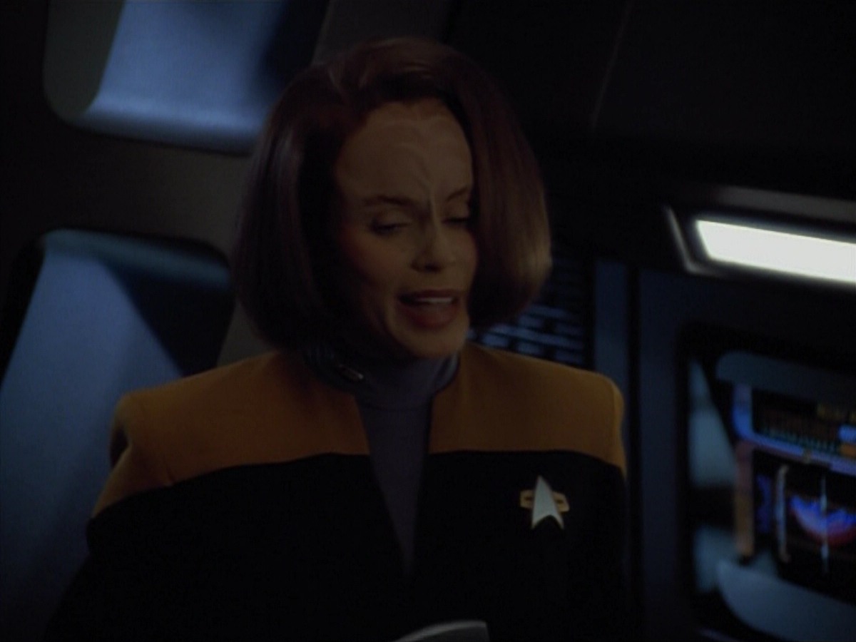 extant_StarTrekVoyager_4x03-DayOfHonor_0222.jpg