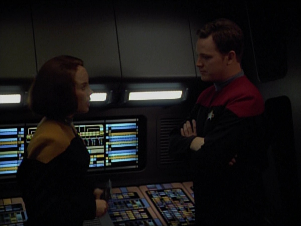 extant_StarTrekVoyager_4x03-DayOfHonor_0225.jpg