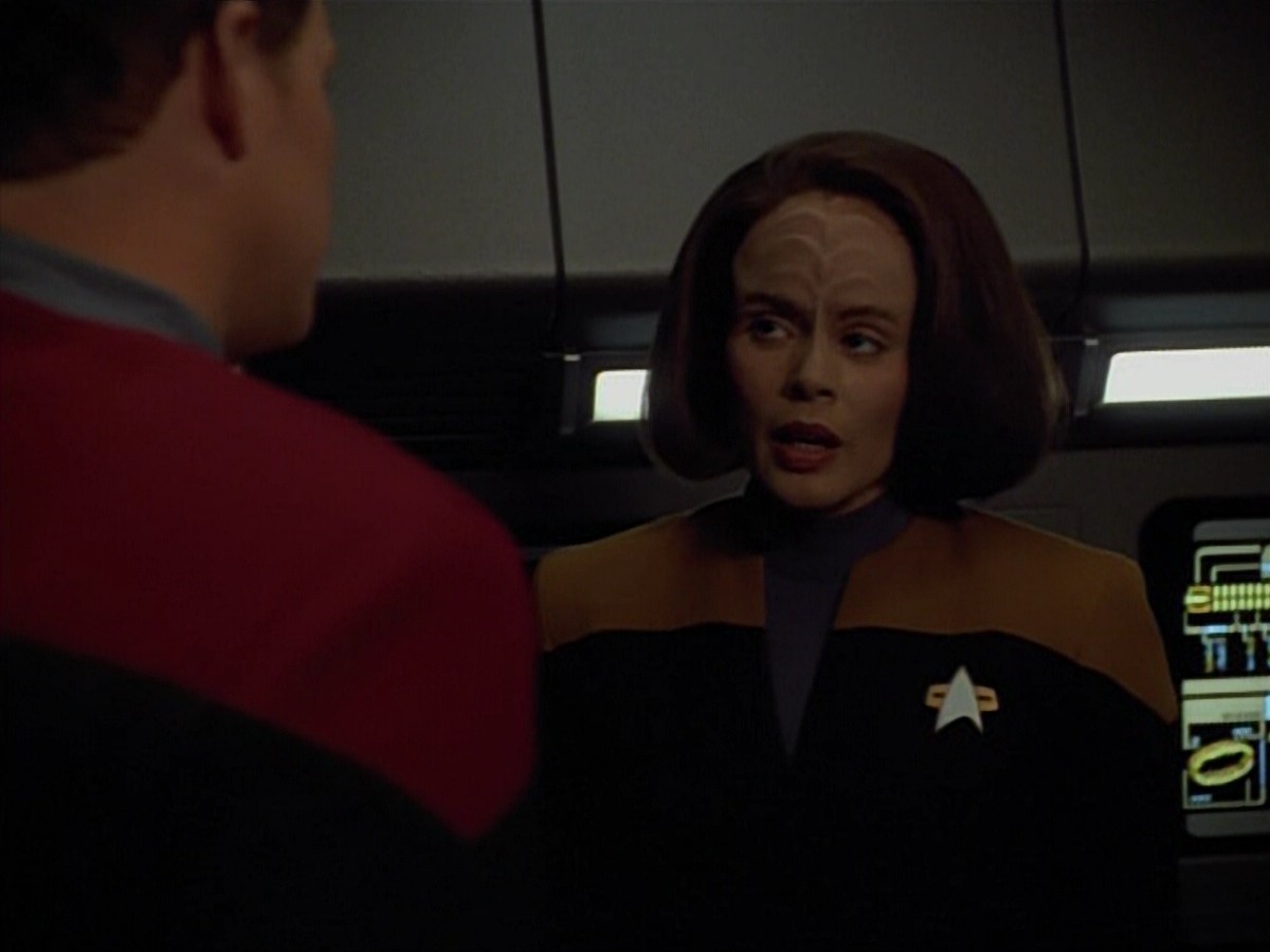 extant_StarTrekVoyager_4x03-DayOfHonor_0235.jpg