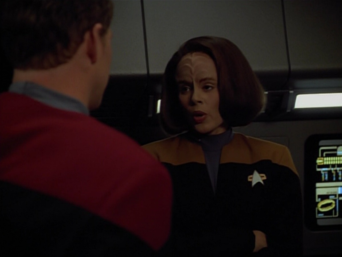 extant_StarTrekVoyager_4x03-DayOfHonor_0240.jpg