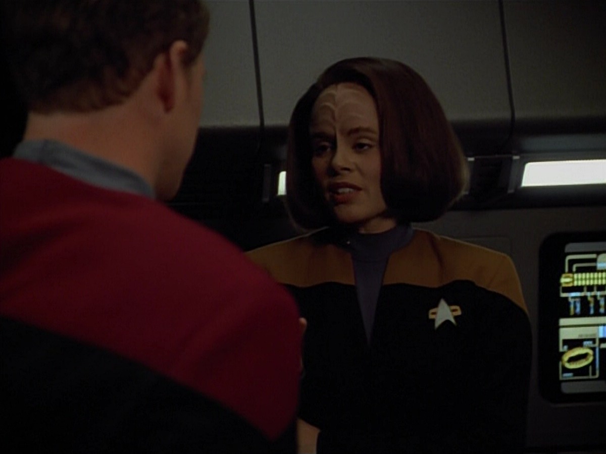 extant_StarTrekVoyager_4x03-DayOfHonor_0243.jpg