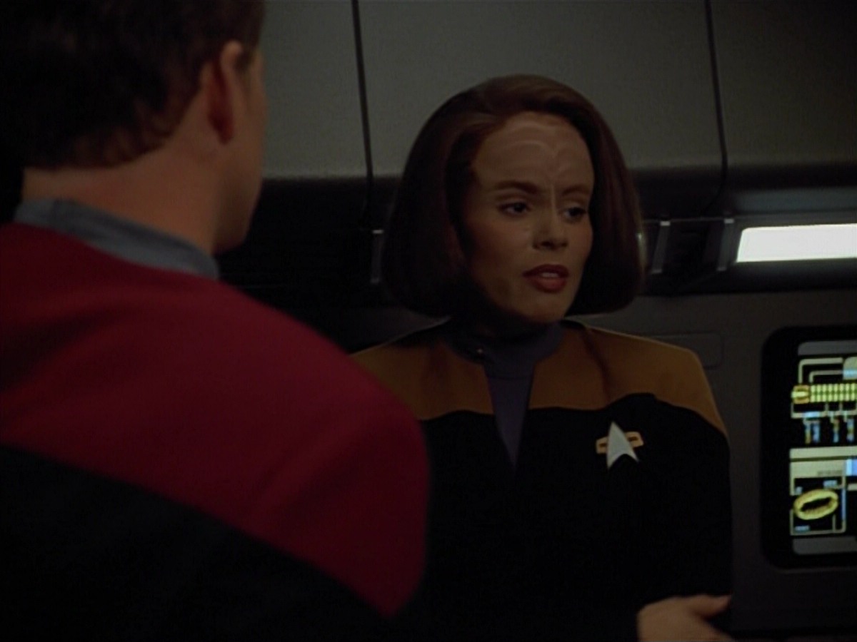 extant_StarTrekVoyager_4x03-DayOfHonor_0246.jpg