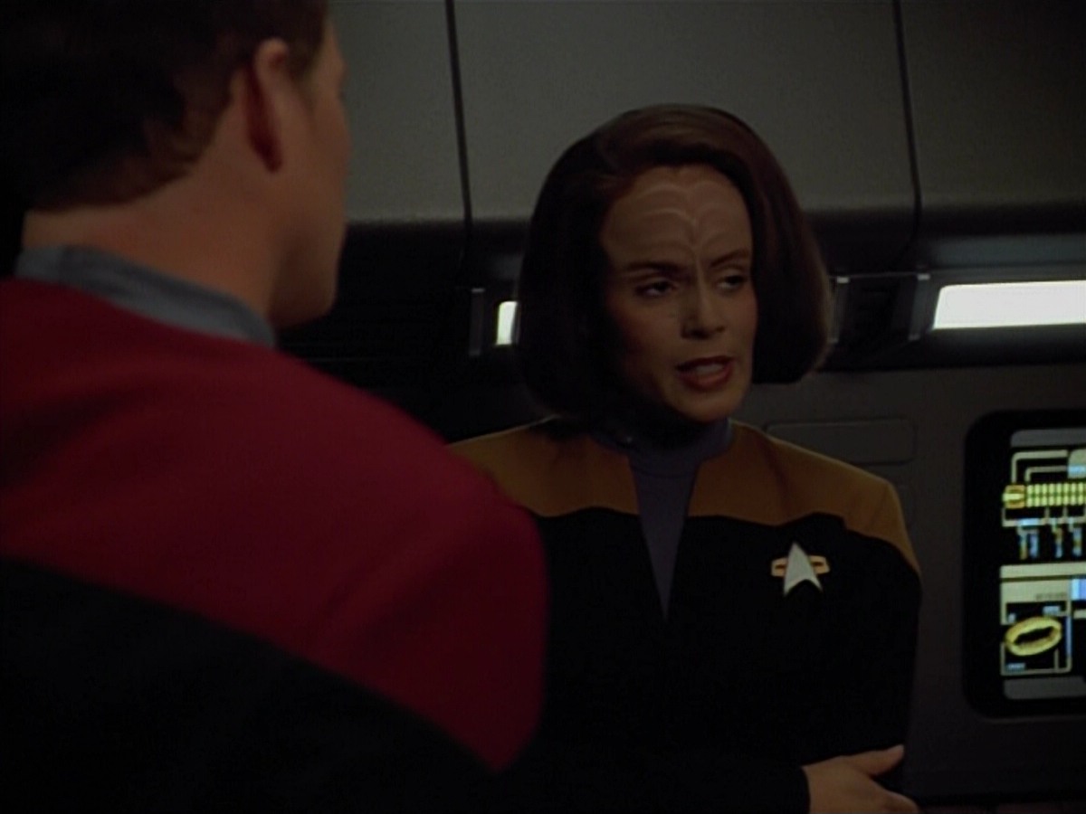 extant_StarTrekVoyager_4x03-DayOfHonor_0250.jpg