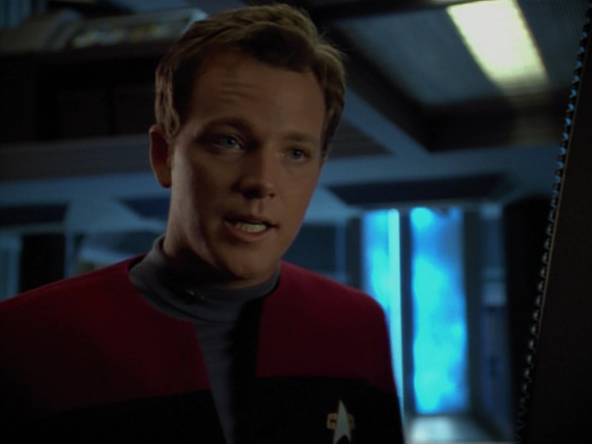 extant_StarTrekVoyager_4x03-DayOfHonor_0285.jpg