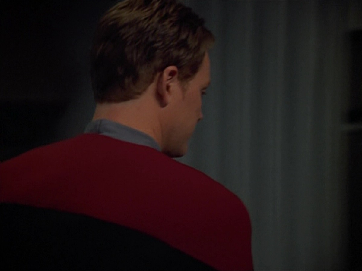 extant_StarTrekVoyager_4x03-DayOfHonor_0291.jpg