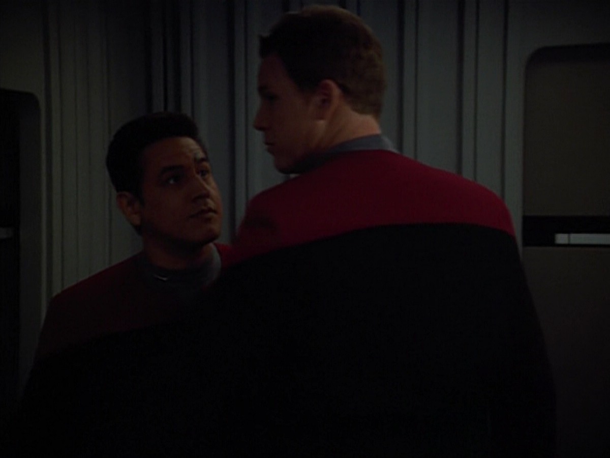 extant_StarTrekVoyager_4x03-DayOfHonor_0295.jpg