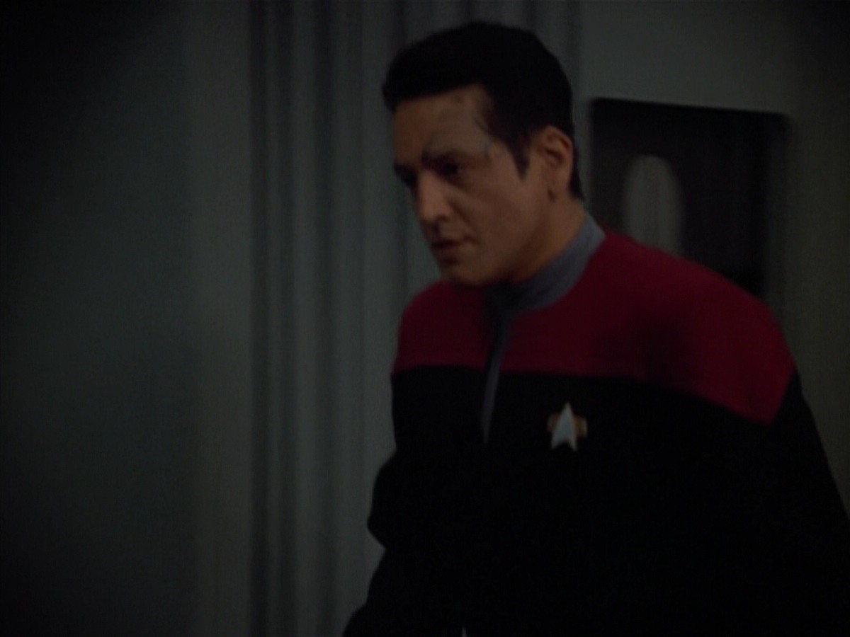 extant_StarTrekVoyager_4x03-DayOfHonor_0303.jpg