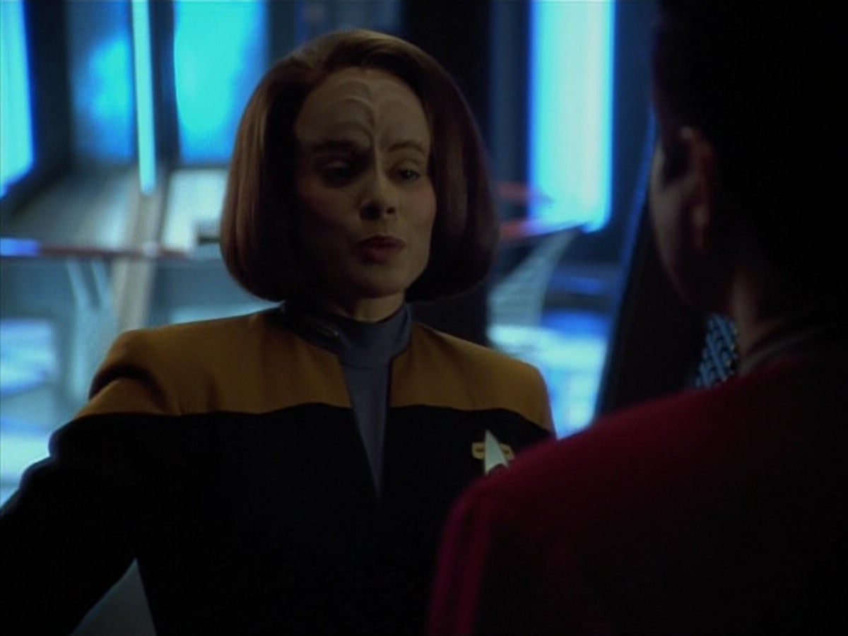 extant_StarTrekVoyager_4x03-DayOfHonor_0367.jpg