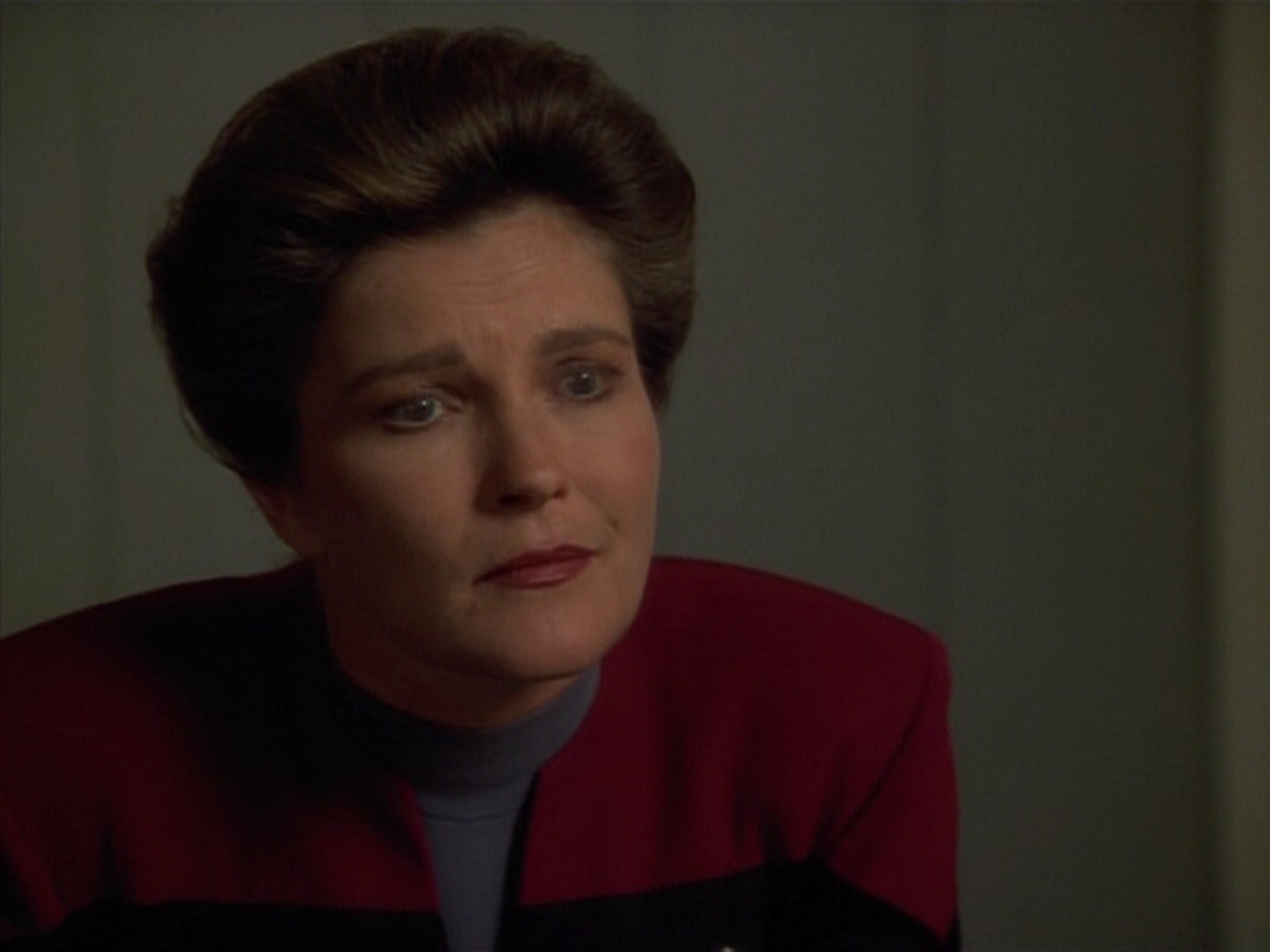 extant_StarTrekVoyager_4x03-DayOfHonor_0680.jpg