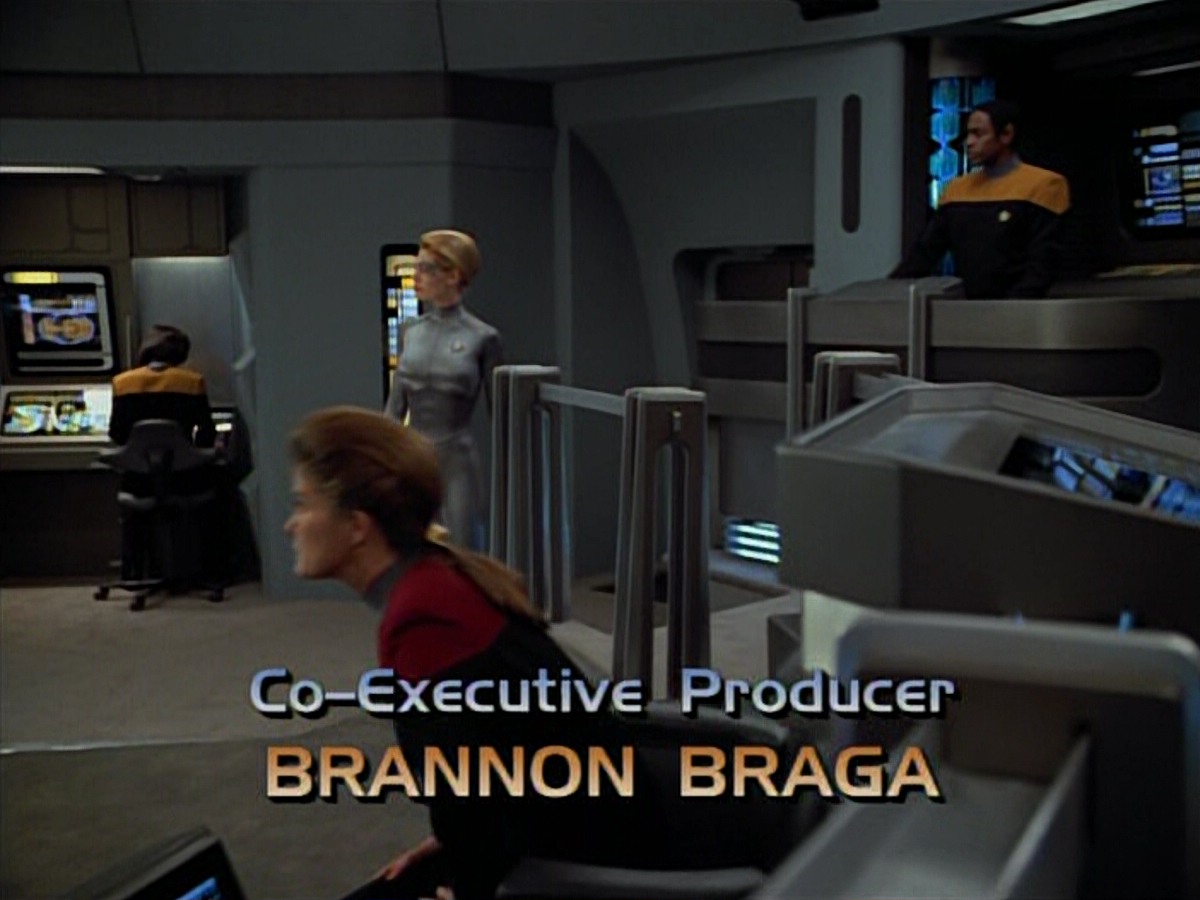 extant_StarTrekVoyager_4x03-DayOfHonor_0717.jpg