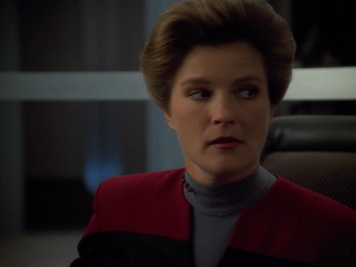 extant_StarTrekVoyager_4x03-DayOfHonor_0770.jpg