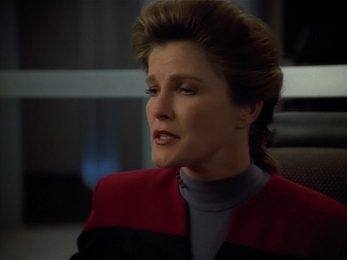 extant_StarTrekVoyager_4x03-DayOfHonor_0779.jpg