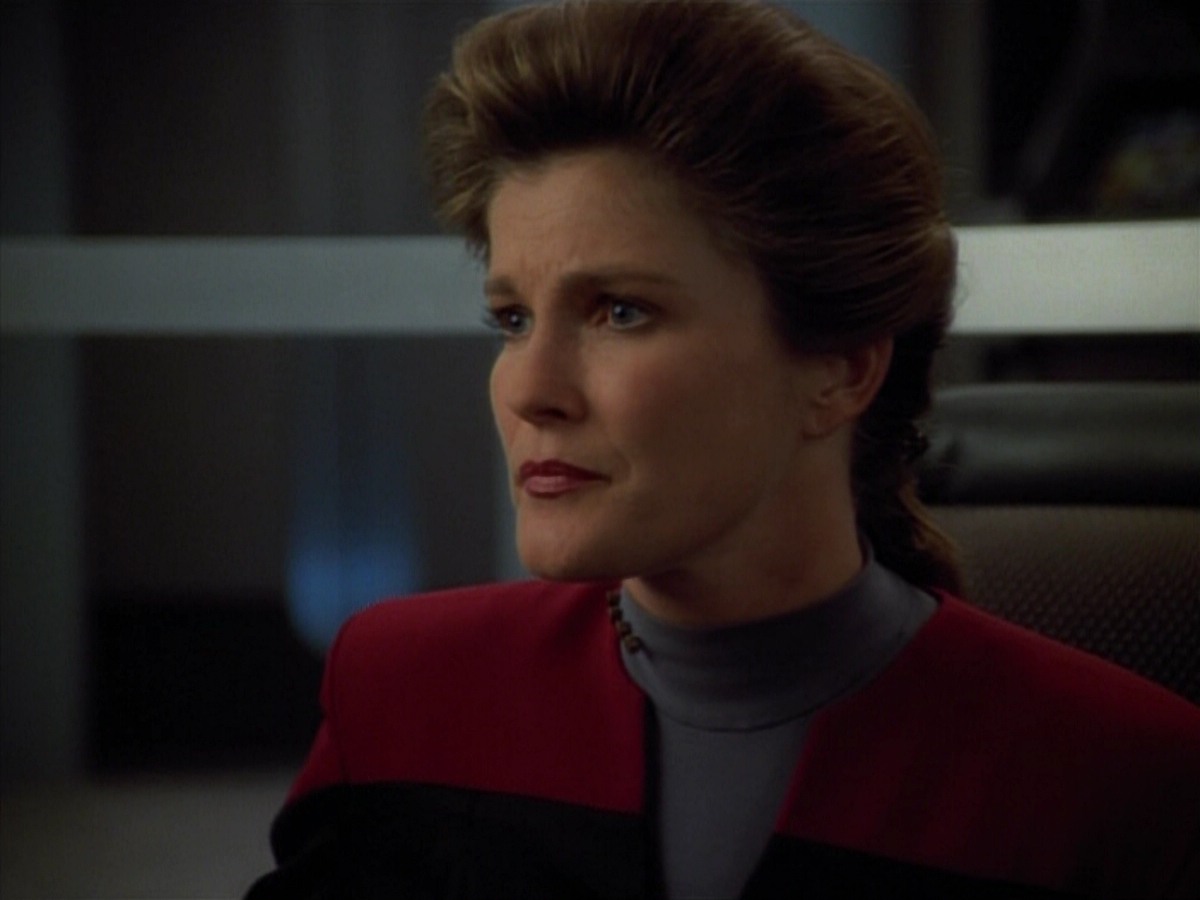 extant_StarTrekVoyager_4x03-DayOfHonor_0798.jpg