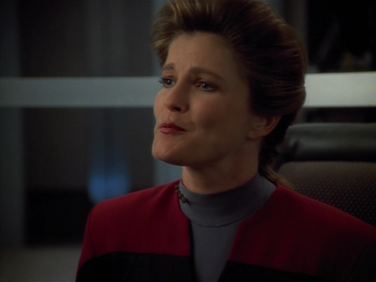 extant_StarTrekVoyager_4x03-DayOfHonor_0881.jpg