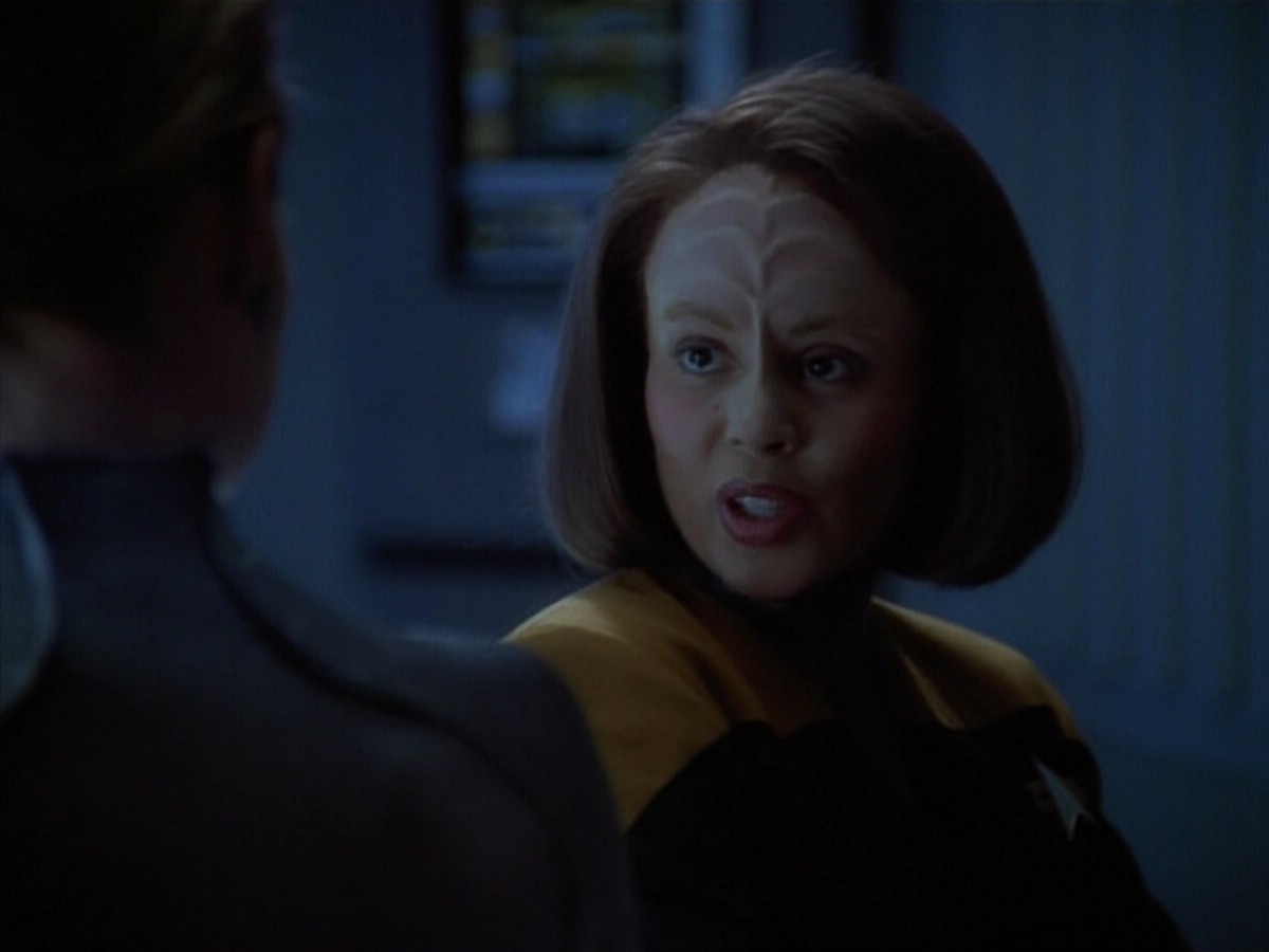 extant_StarTrekVoyager_4x03-DayOfHonor_0974.jpg