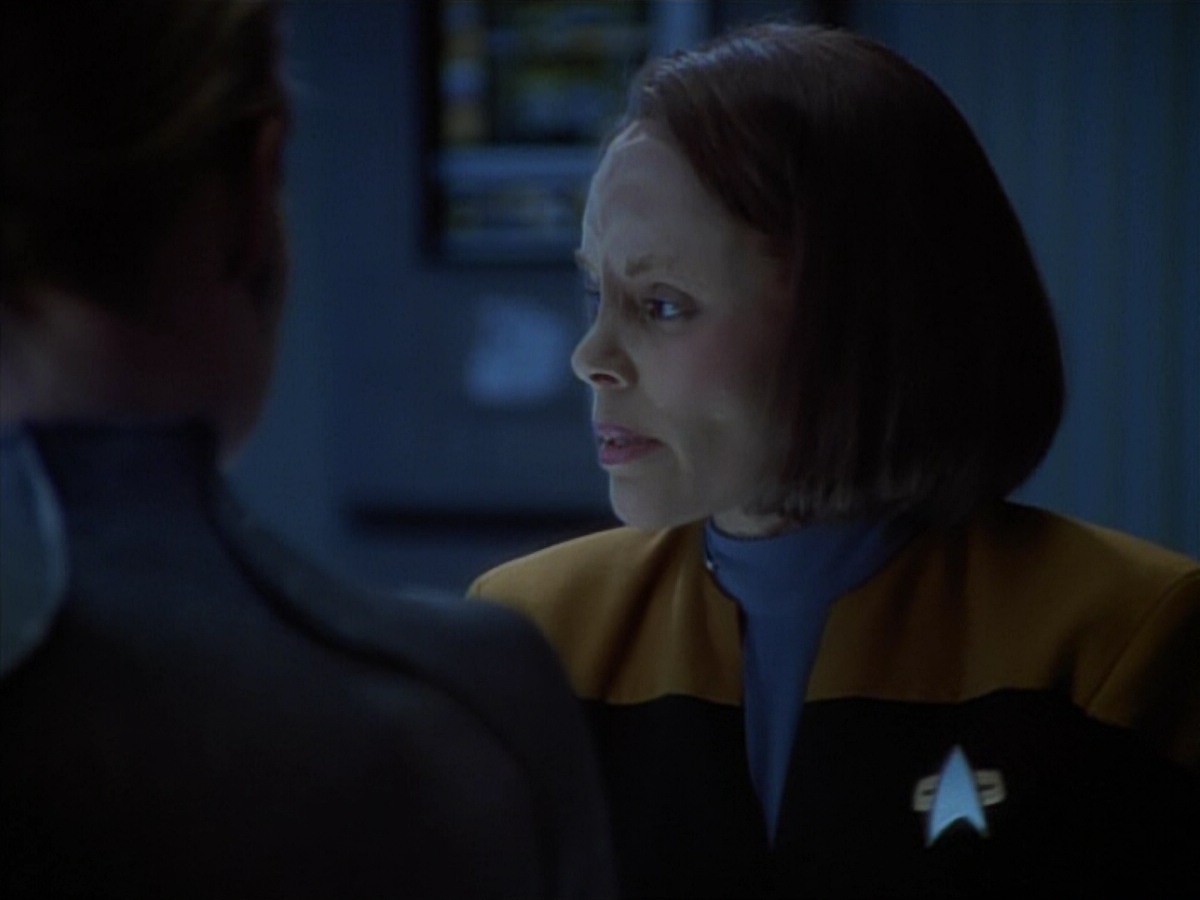 extant_StarTrekVoyager_4x03-DayOfHonor_0982.jpg