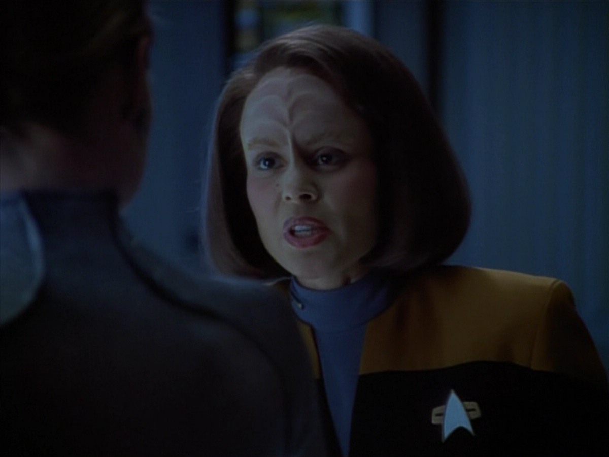 extant_StarTrekVoyager_4x03-DayOfHonor_0988.jpg